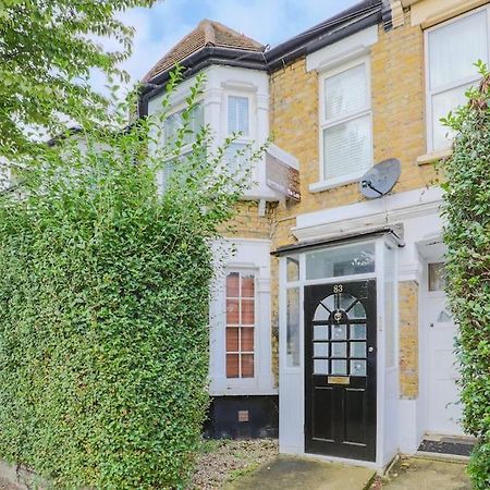 2 Bed Garden Flat Leyton Village London Eksteriør bilde