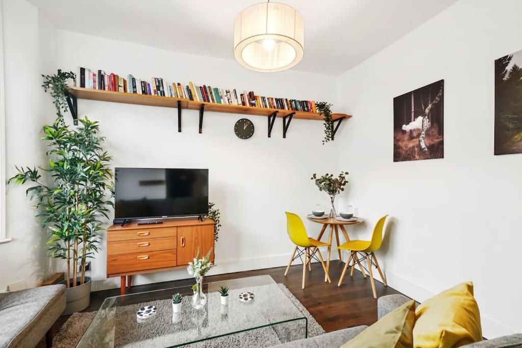 2 Bed Garden Flat Leyton Village London Eksteriør bilde