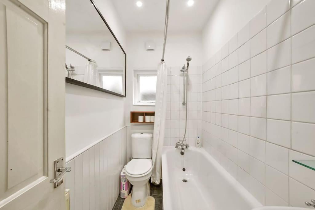 2 Bed Garden Flat Leyton Village London Eksteriør bilde